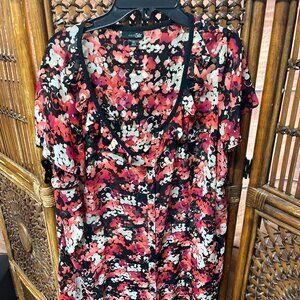 women's 1X East 5th top